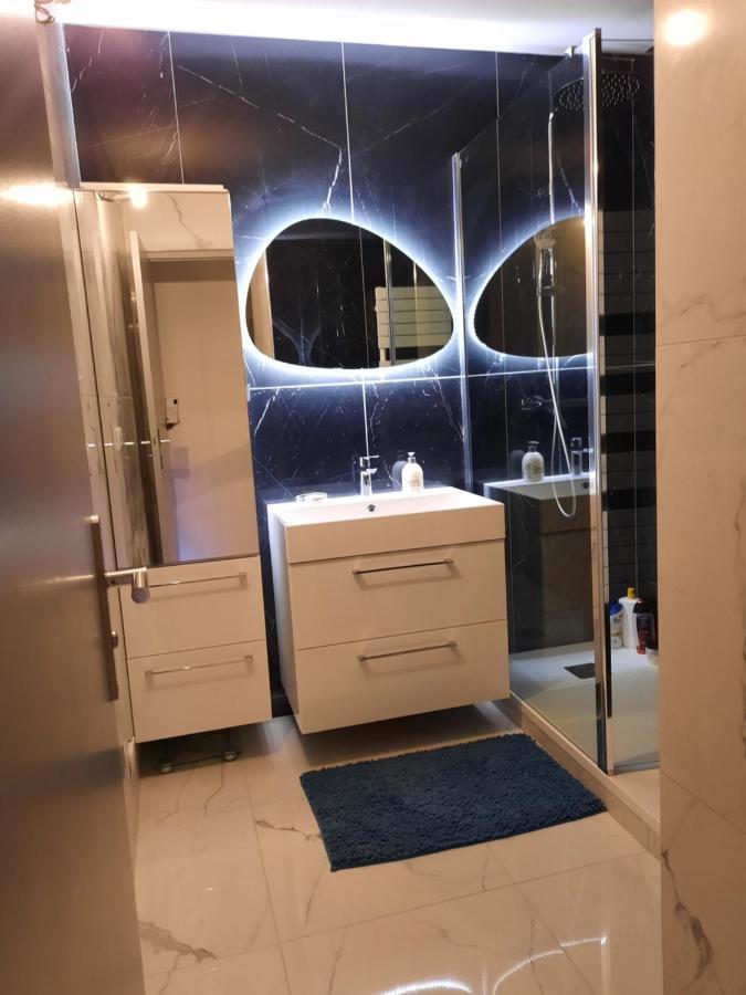 Mon Petit Paradis, Cassis Centre Apt 90 M2, 200 M Mer, Terr Plein Sud, Clim Park Prive Exteriör bild